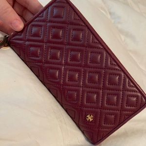 Tory Burch Fleming Continental Zip Wallet